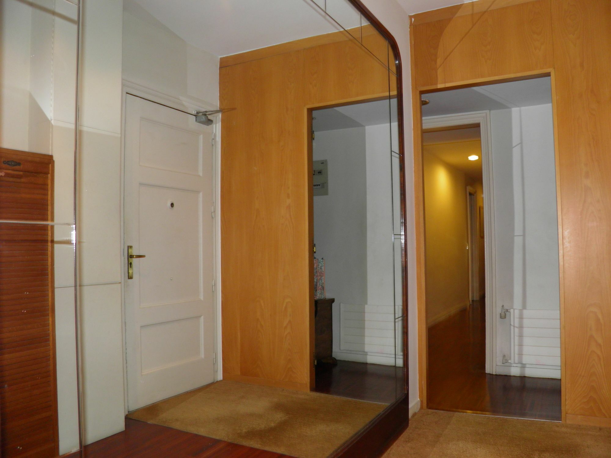 Suitur Courtyard Apartment 巴塞罗那 外观 照片