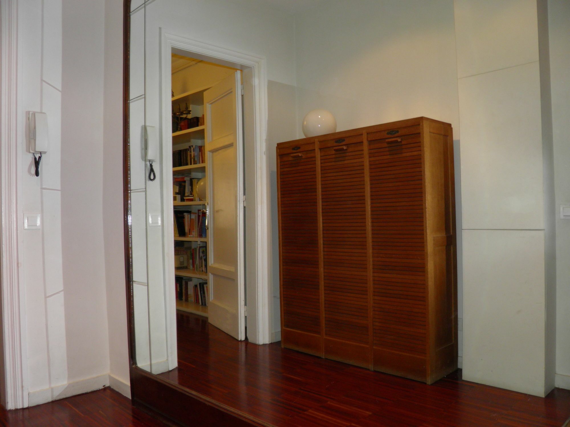 Suitur Courtyard Apartment 巴塞罗那 外观 照片